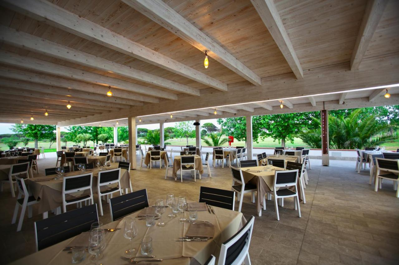 Resort Abbaia Ba Budoni Bagian luar foto