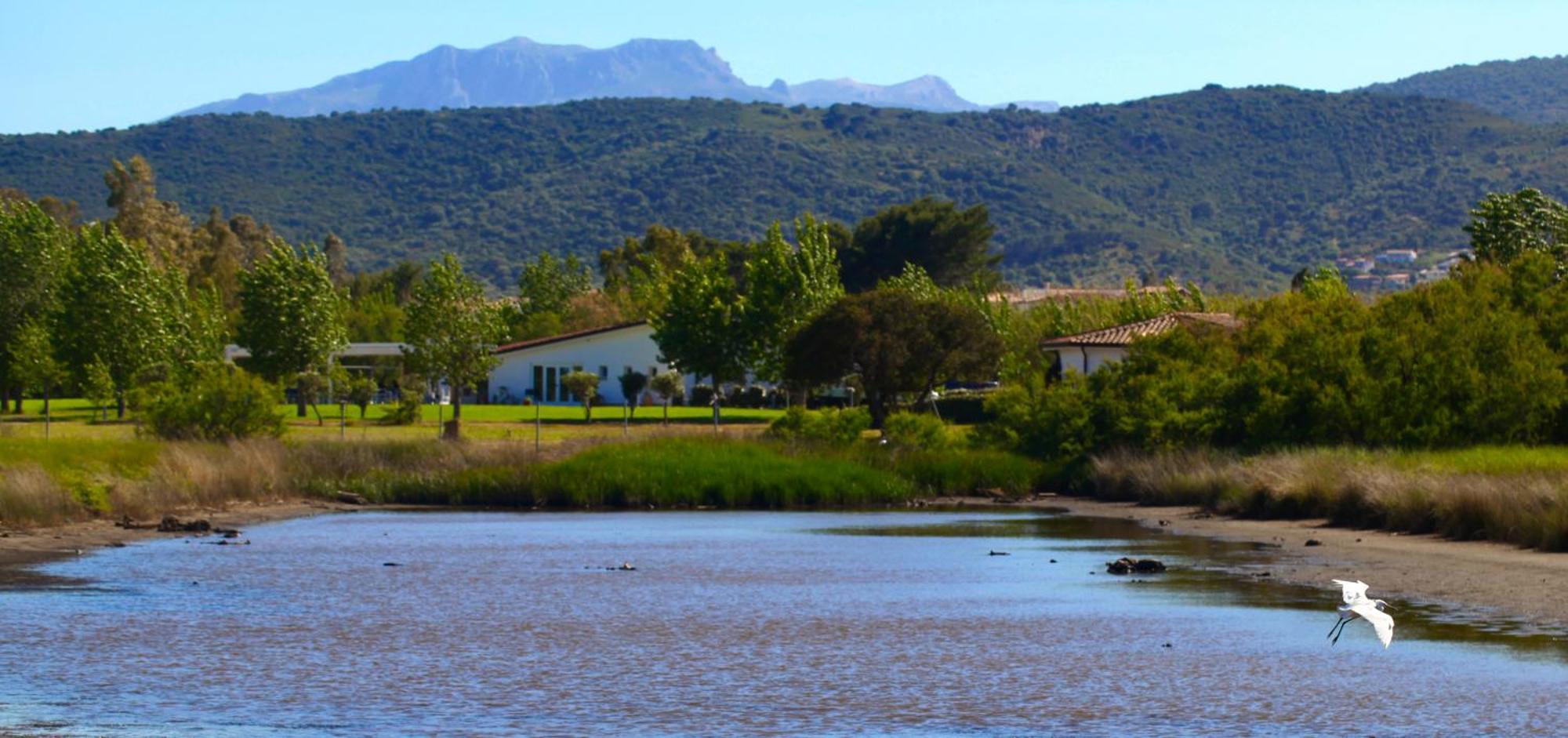 Resort Abbaia Ba Budoni Bagian luar foto