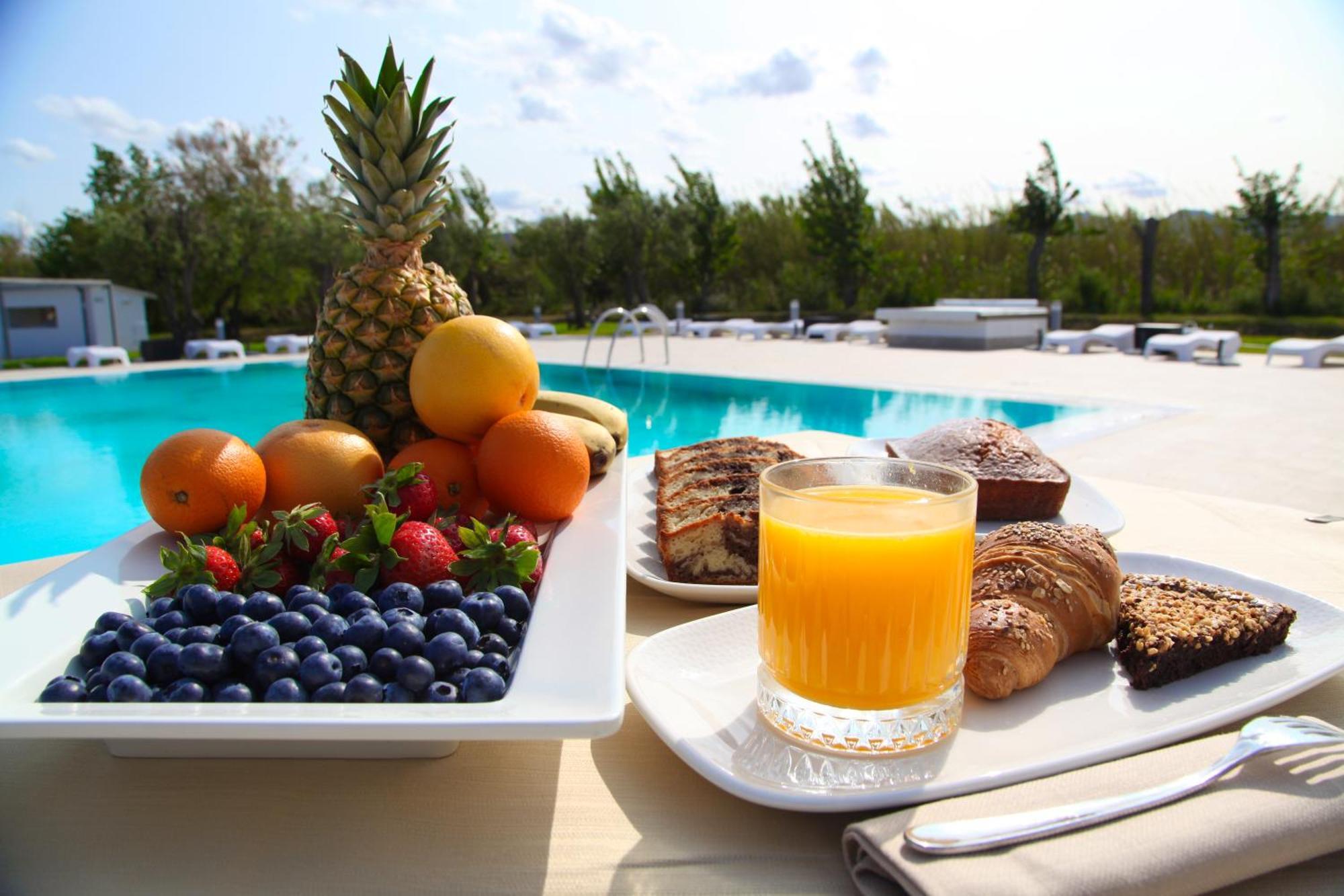 Resort Abbaia Ba Budoni Bagian luar foto