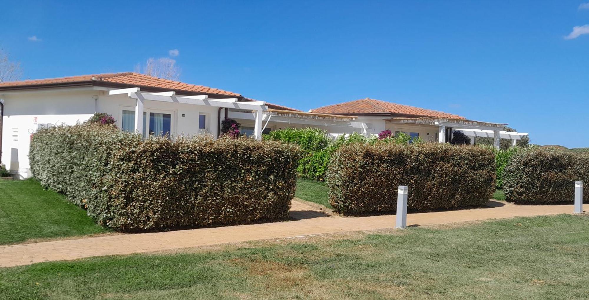 Resort Abbaia Ba Budoni Bagian luar foto